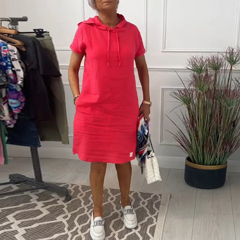Nyla | Vestido casual de manga corta suave y cómodo con capucha