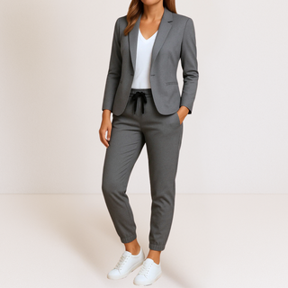 Monique | Elegancia Moderna en un conjunto cómodo