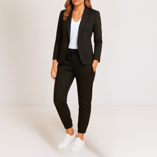 Monique | Elegancia Moderna en un conjunto cómodo