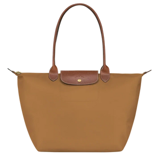 Here are some rewritten options:
- Amaia | Tote grande y versátil
- Amaia | Bolso tote de gran capacidad
- Amaia | Tote amplio y funcional
- Amaia | Bolso tote XL versátil
- Amaia | Tote shopper grande y versátil
- Amaia | Bolso tote amplio para uso diari
