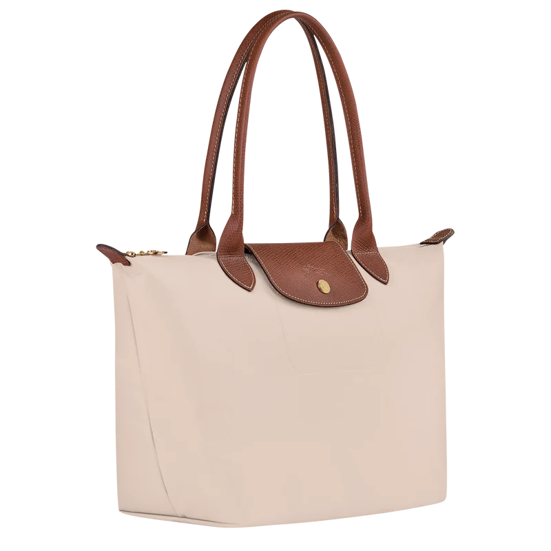 Here are some rewritten options:
- Amaia | Tote grande y versátil
- Amaia | Bolso tote de gran capacidad
- Amaia | Tote amplio y funcional
- Amaia | Bolso tote XL versátil
- Amaia | Tote shopper grande y versátil
- Amaia | Bolso tote amplio para uso diari