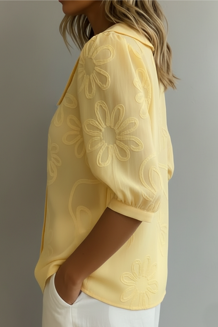 Blusa Fiora: Elegancia atemporal para cada ocasión