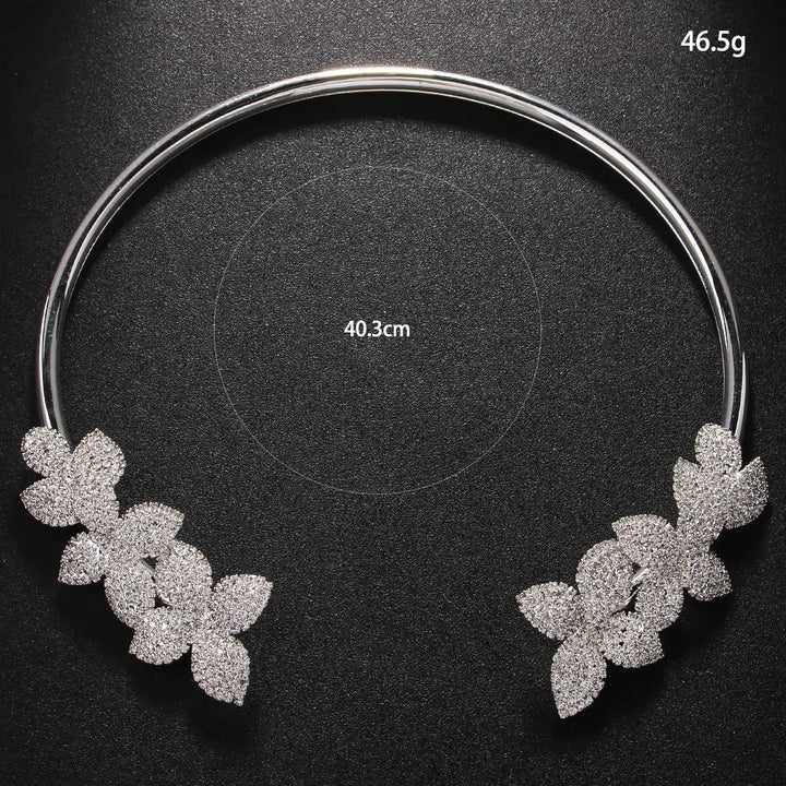 MARGARITA | Collar Elegante Flor de Cristal