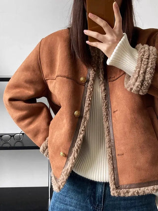 Chaqueta corta de piel sintética para mujer