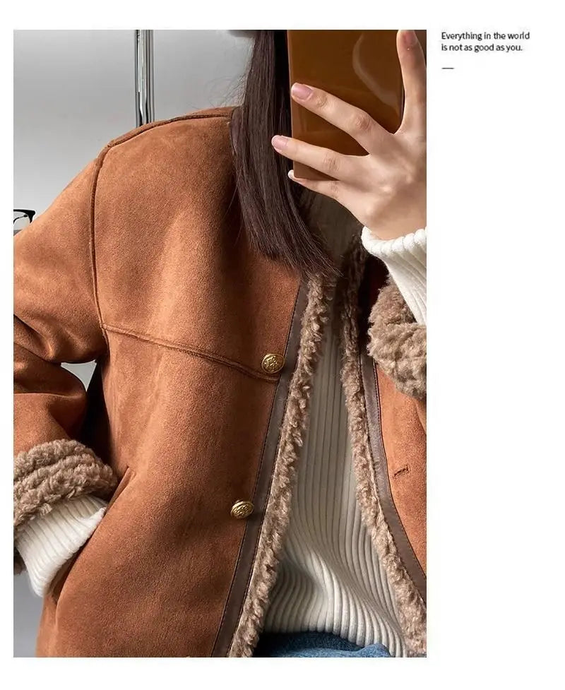 Chaqueta corta de piel sintética para mujer