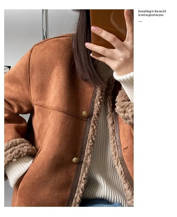 Chaqueta corta de piel sintética para mujer