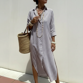 Bellavita™ Vestido con rayas verticales – ajuste fluido que favorece la silueta