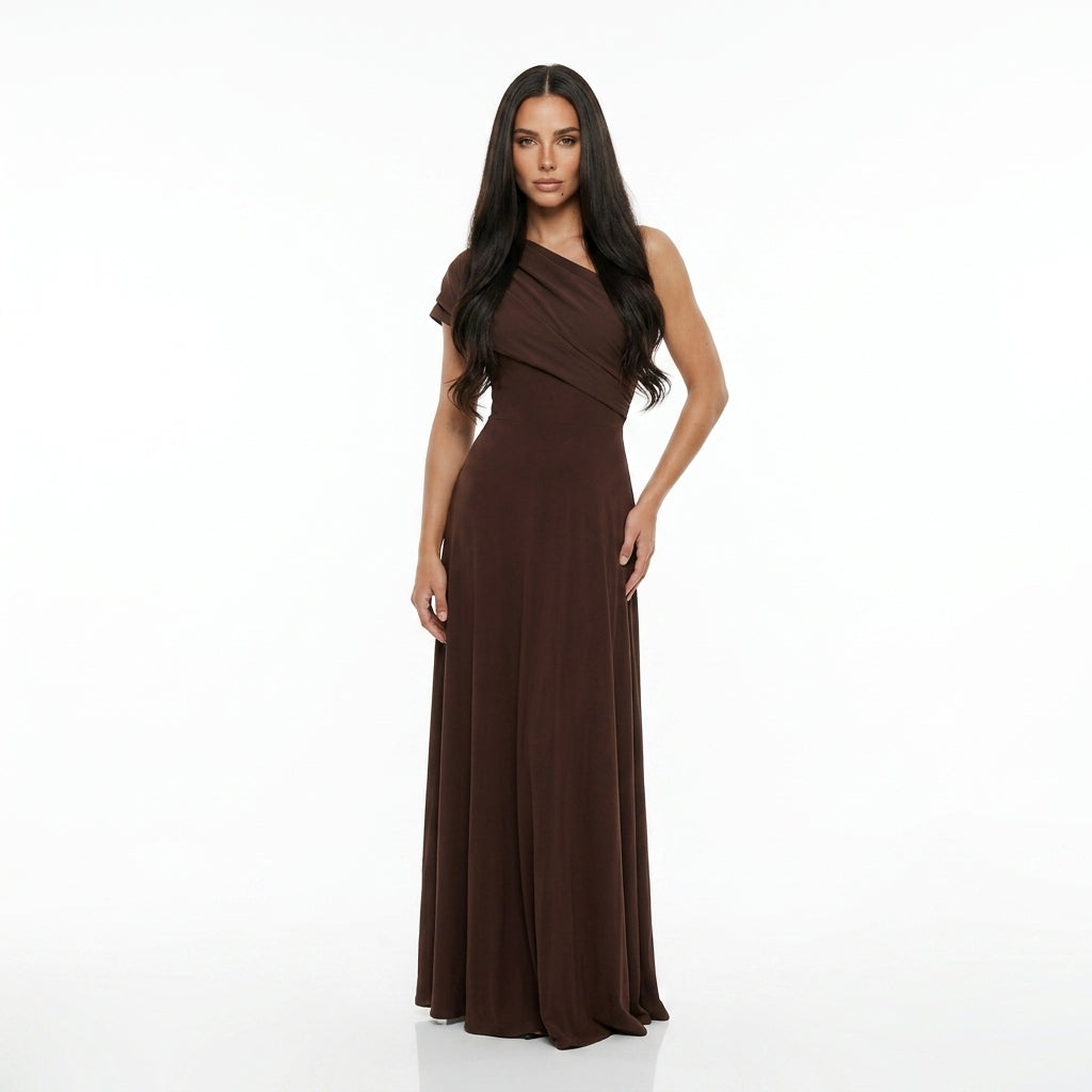 Vestido elegante sin tirantes de malla