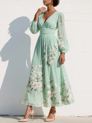 Serafina – vestido plisado con escote en V
