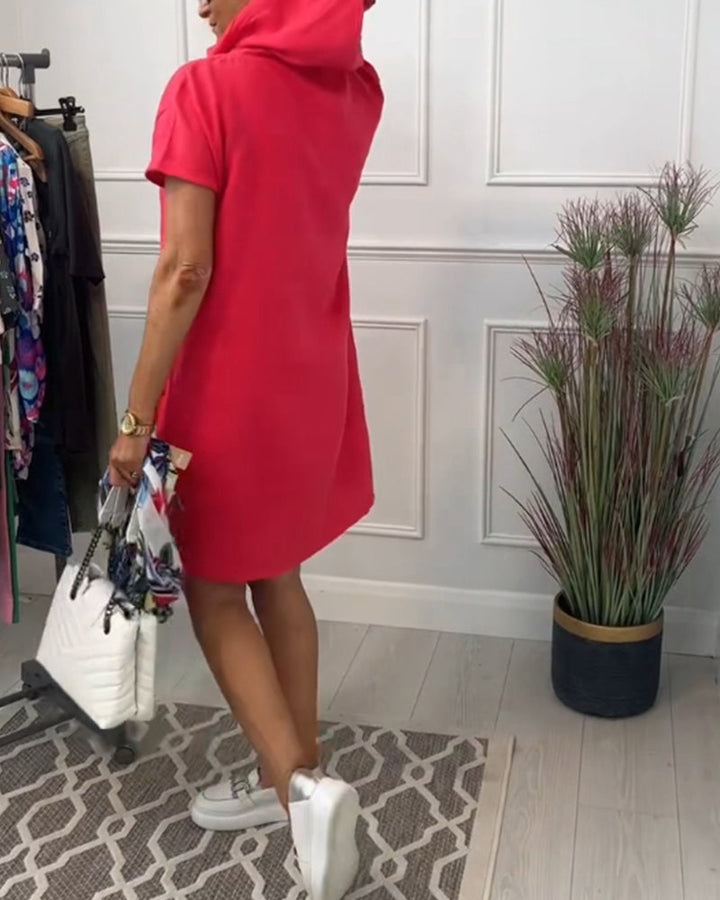 Nyla | Vestido casual de manga corta suave y cómodo con capucha