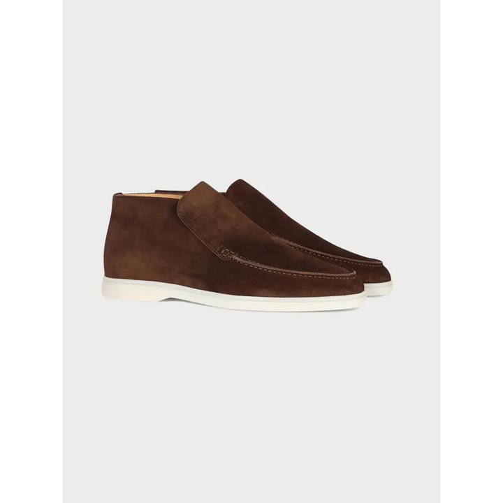 Aristocrat Suede Chukka Boots