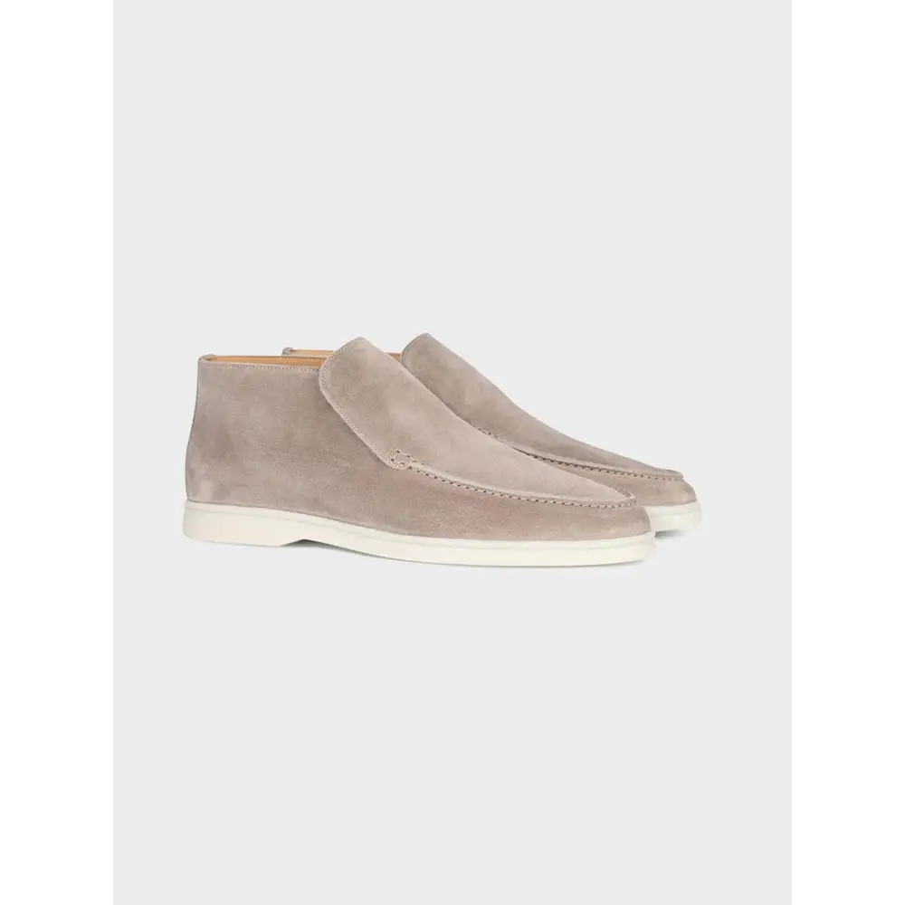 Aristocrat Suede Chukka Boots