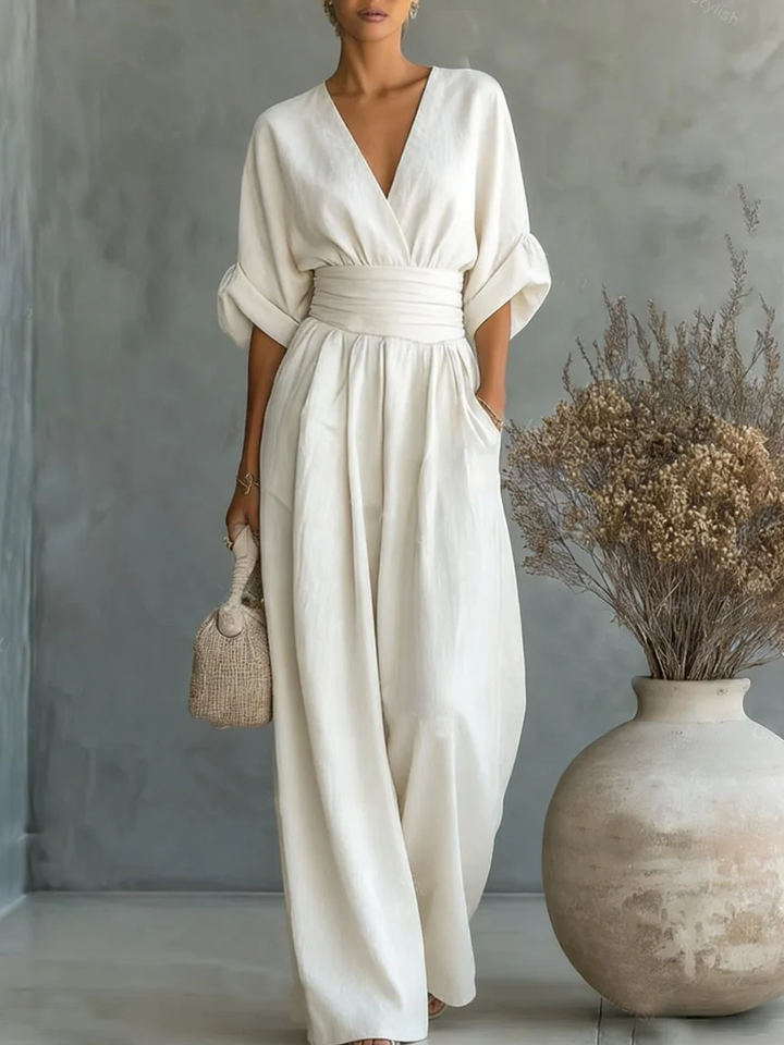 Mono elegante con escote en V y cintura alta