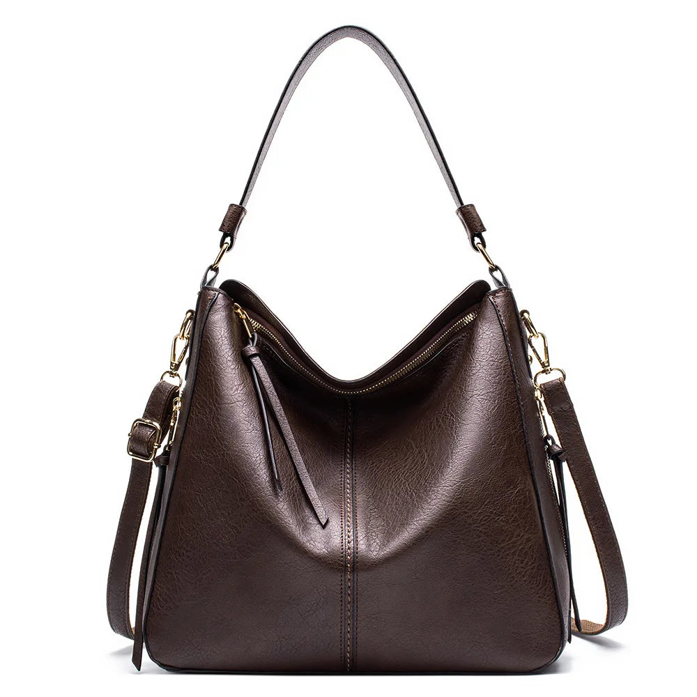 Aquí tienes opciones de título mejoradas:

- Carmela – Bolso de cuero
- Bolso de cuero Carmela
- Carmela – Bolso de cuero elegante
- Carmela – Bolso de cuero clásico
- Carmela – Bolso de cuero para mujer
- Carmela – Bolso de cuero, estilo atemporal
- Carm