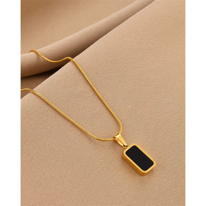 Collar Dorado Noir | Élodie