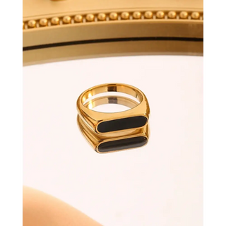 Anillo Sello Dorado | Noir