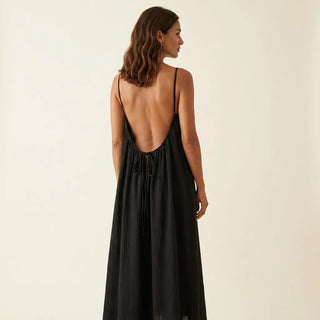 El Vestido Irresistible – Nace un Deseo