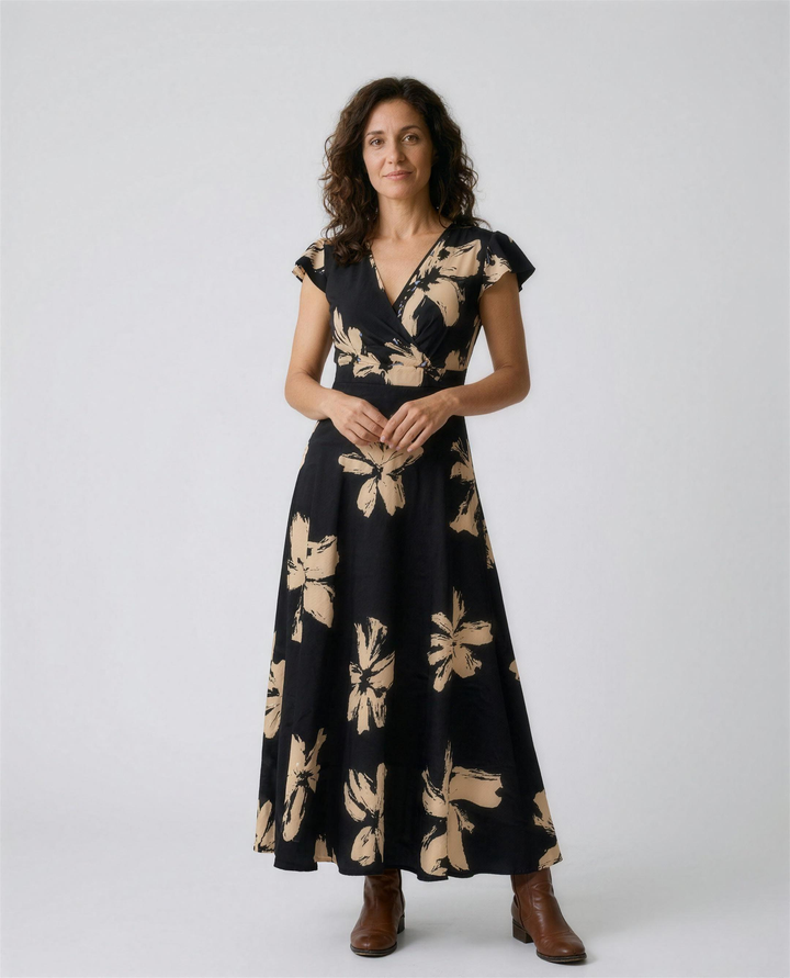 Vestido casual con estampado, escote en V y volantes para mujer