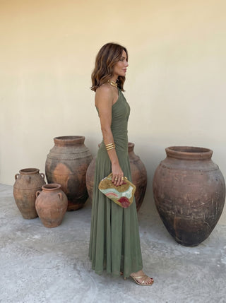 Vestido elegante sin tirantes de malla